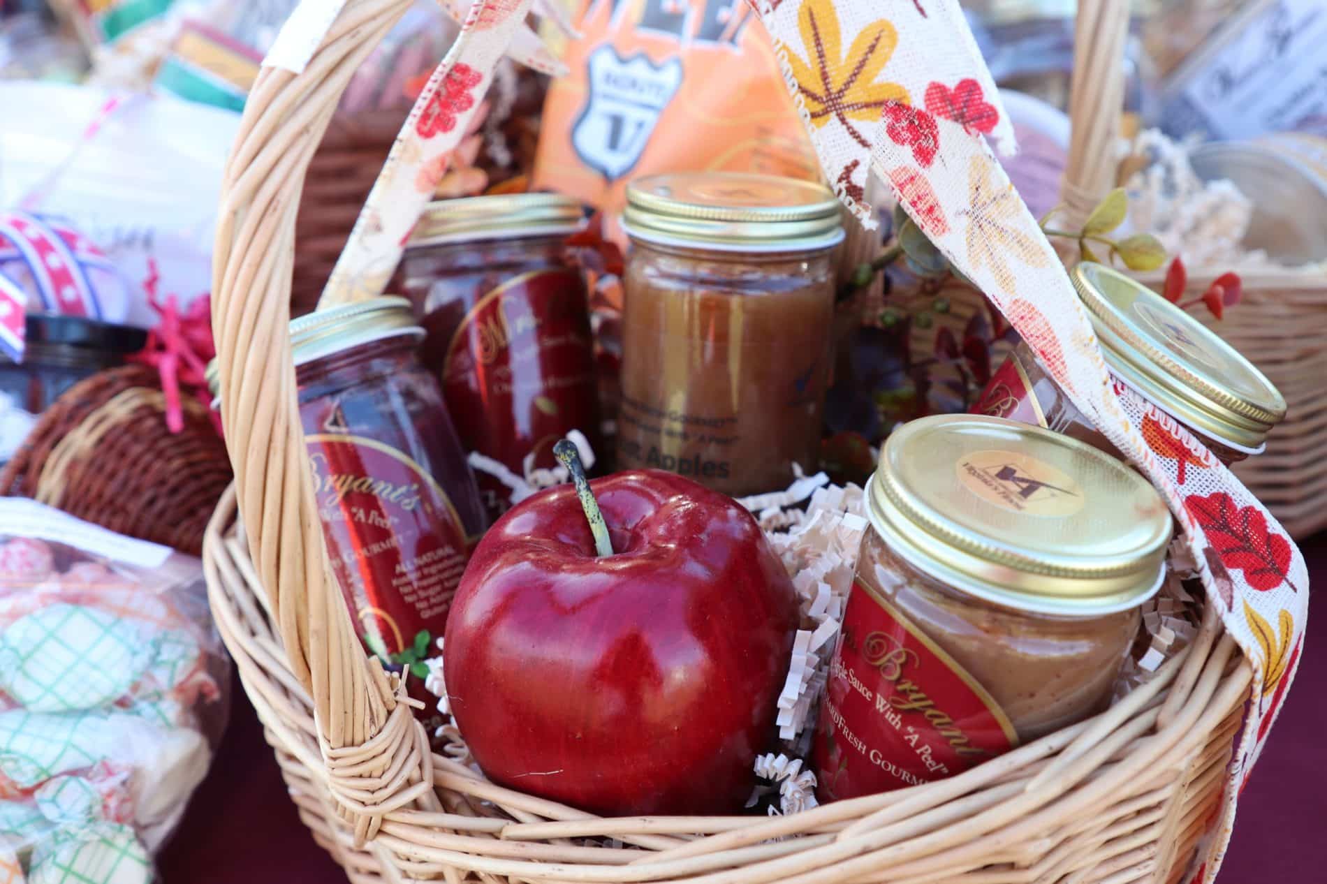 Fall Events Near Williamsburg VA: Yorktown Market Days 2019